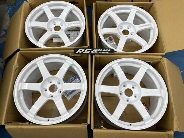 GR Yaris Rim TE37 Saga S-Plus 18 9.5 +45