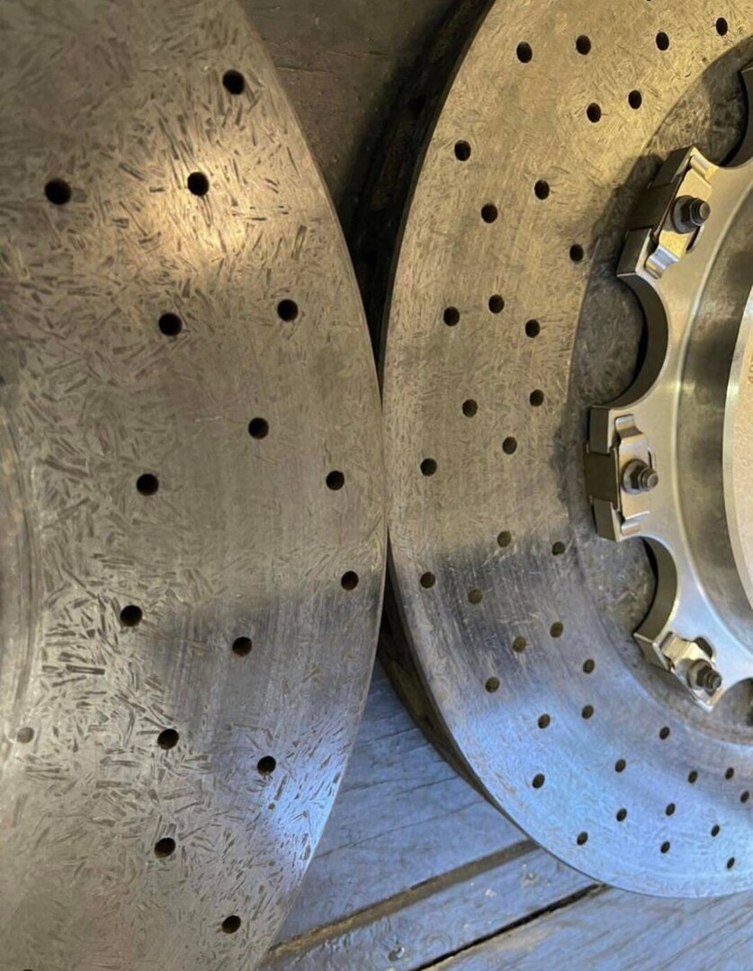 R35 Nismo Brembo Ceramic Brake Kit GTR GTR35 BBK - Image 2