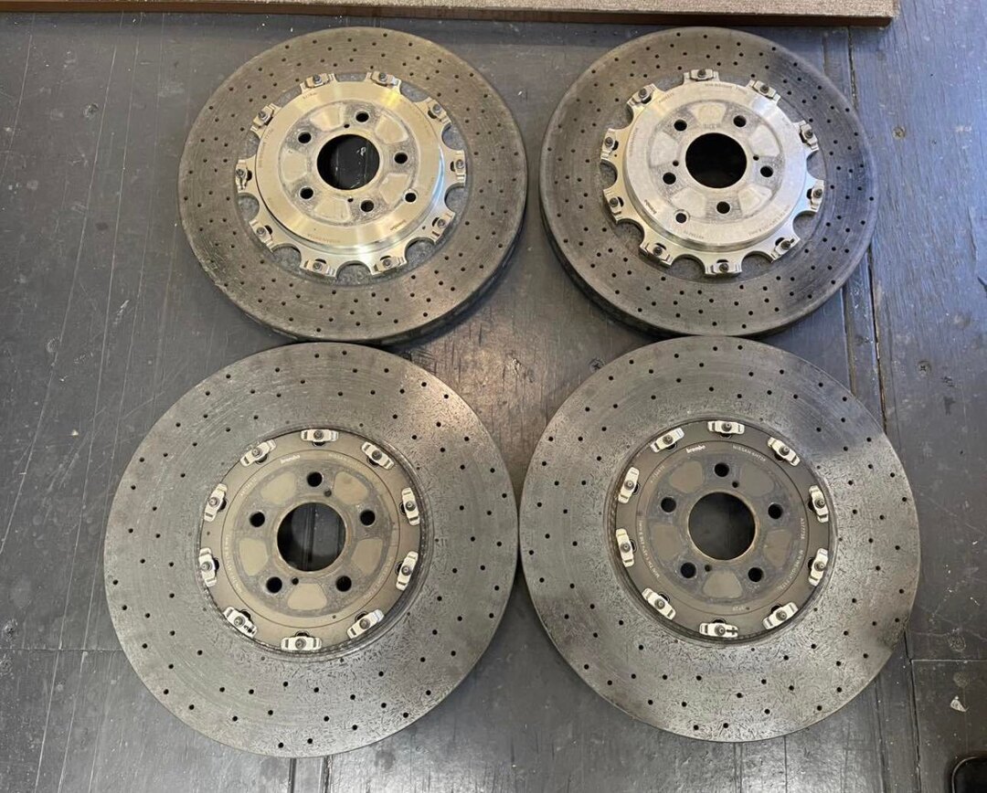 R35 Nismo Brembo Ceramic Brake Kit GTR GTR35 BBK - Image 3