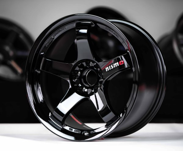 Nismo LMGT4 18x10.5j +15 GTR Skyline R32 R33 R34 wheel rim