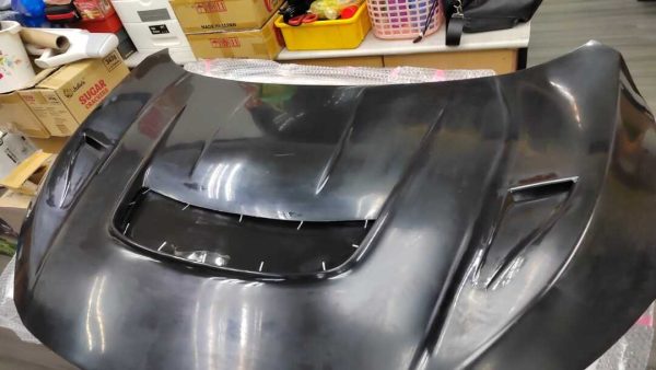 Varis Honda Civic Type R FK8 FPR Cooling Bonnet Hood
