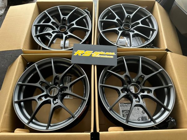 Rays G025 18 inch VW Audi S3 A45 CLA45 Golf MK7 MK8 Rim