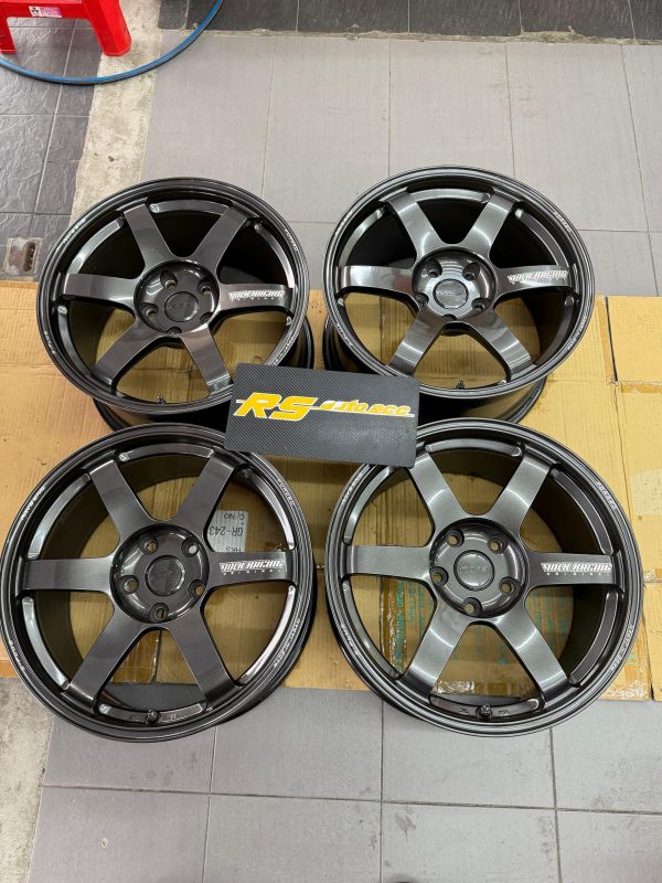 TE37 Saga S Plus 18 Civic Type R FL5 FK8